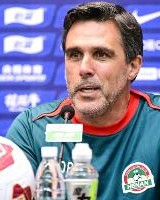 开云体育下载-豫媒：河南队“身在上海、心在成都”足协杯半决赛才是战略重心