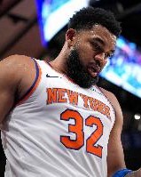 效率低下！唐斯全场13投4中 得到10分11板2助1断2帽